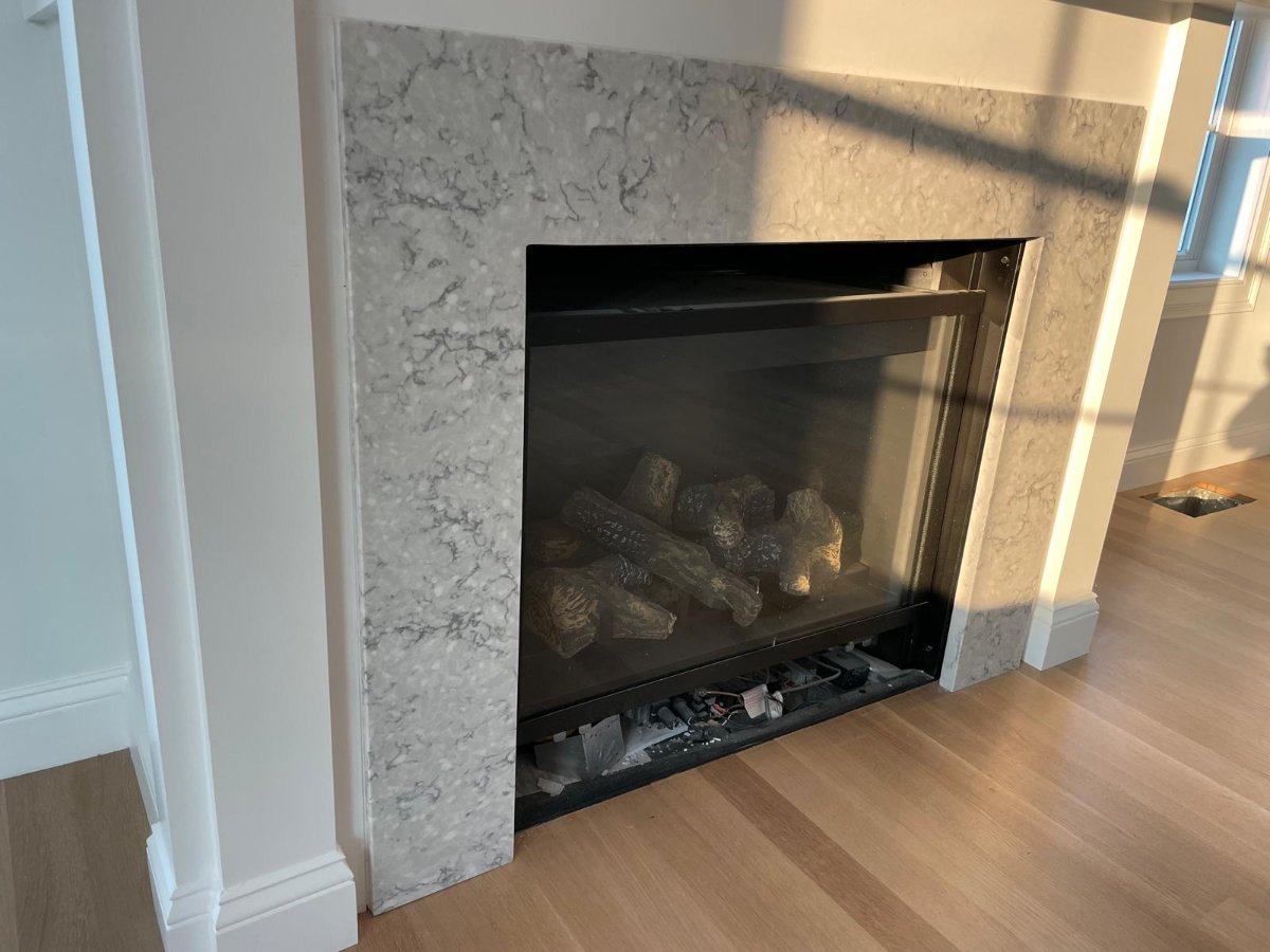 Arabescato Quartz in Fireplace